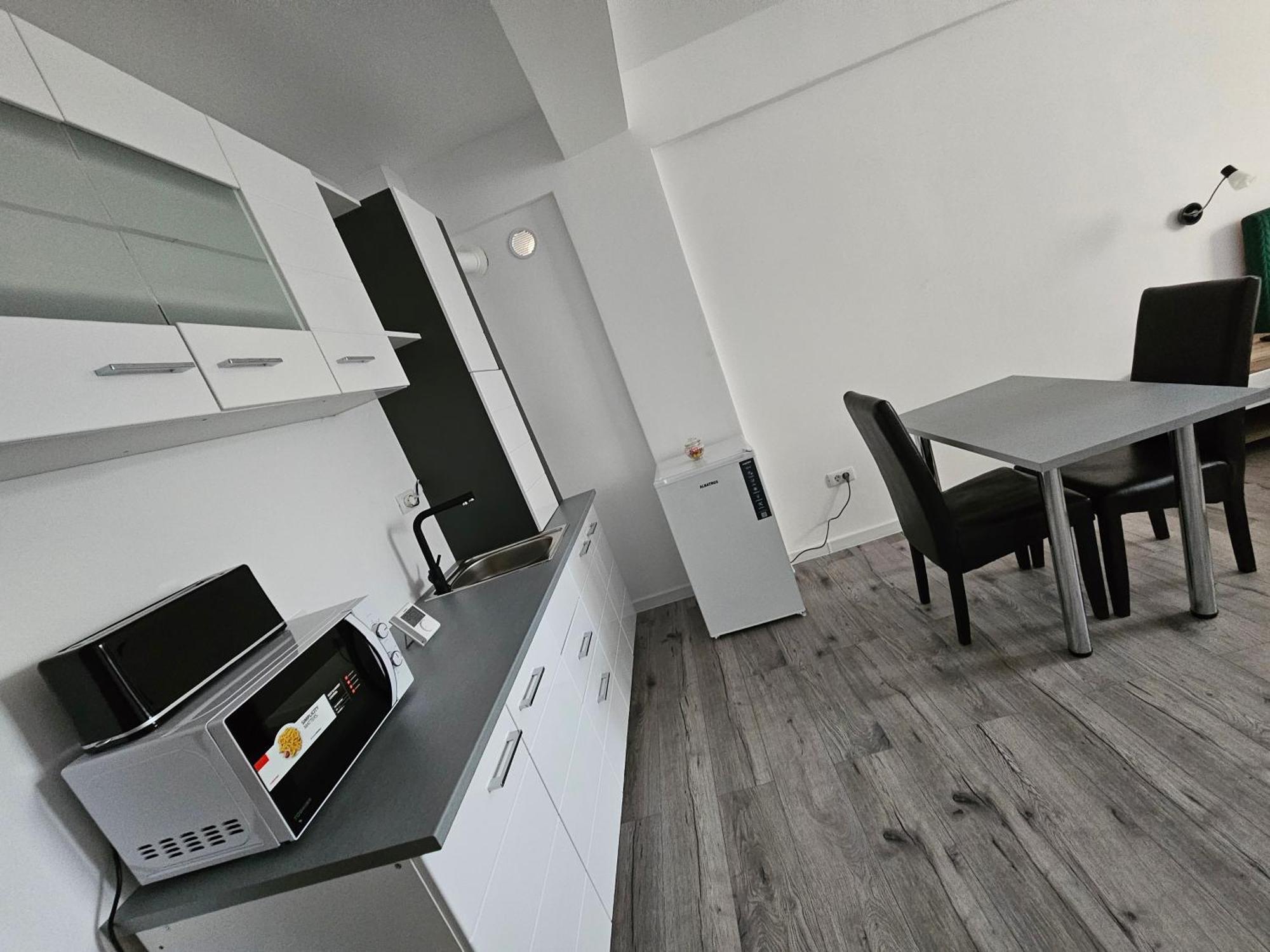 Didi Apartament Крайова Номер фото