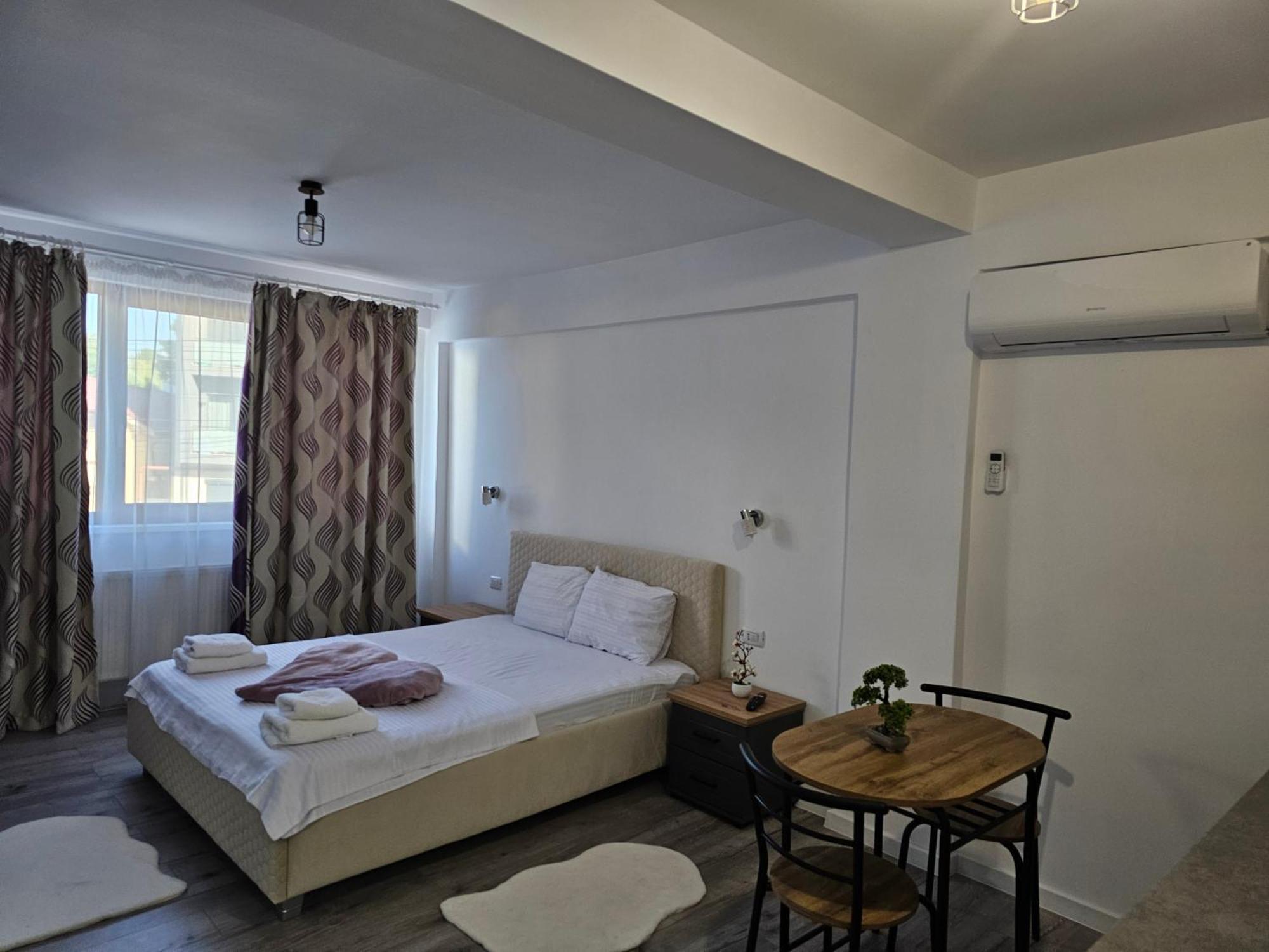 Didi Apartament Крайова Экстерьер фото